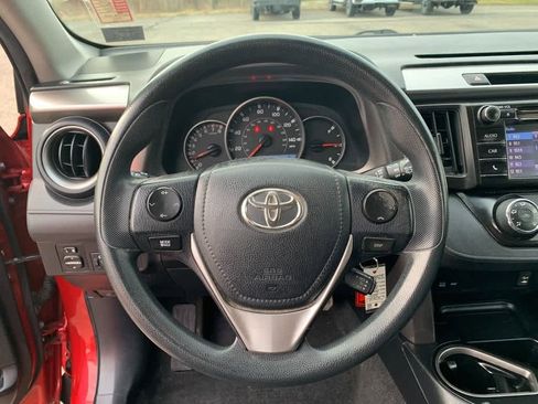 Used 2016 Toyota RAV4 LE image 20