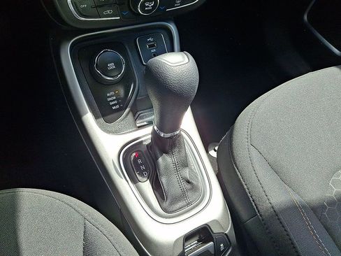 Used 2018 Jeep Compass Sport w/ Tech Group AWD/4WD image 12