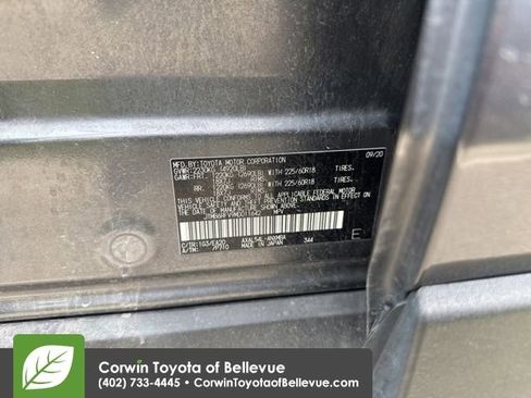 Used 2021 Toyota RAV4 XLE Premium AWD/4WD image 39