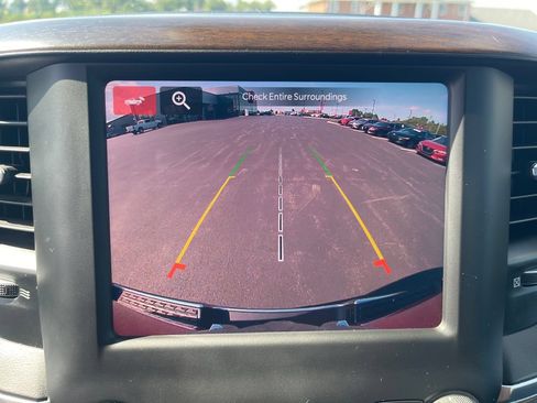 Used 2022 RAM 1500 Laramie AWD/4WD image 23