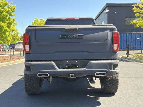 Used 2022 GMC Sierra 1500 Elevation w/ X31 Off-Road Package AWD/4WD image 16