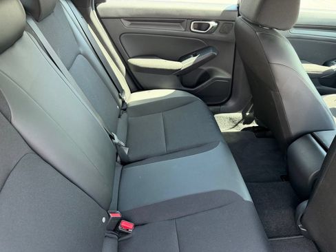 Used 2025 Honda Civic Sport image 16