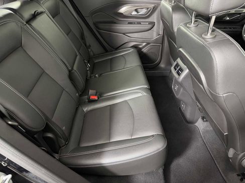 Used 2024 GMC Terrain SLT w/ Tech Package AWD/4WD image 13