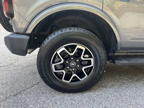 Used 2023 Ford Bronco Outer Banks AWD/4WD image 22