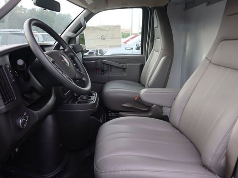New 2025 GMC Savana 3500 w/ Power Convenience Package image 19