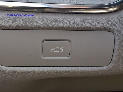 Certified 2023 Volvo XC60 B5 Ultimate w/ Climate Package AWD/4WD image 27