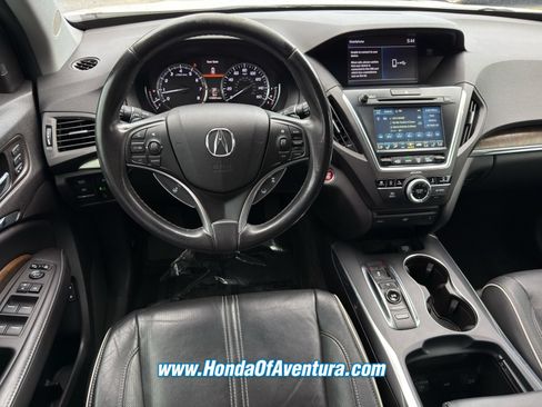 Used 2018 Acura MDX w/ Advance & Entertainment Pac FWD image 16