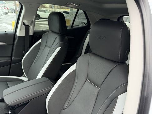 New 2026 Buick Envision Sport Touring image 10