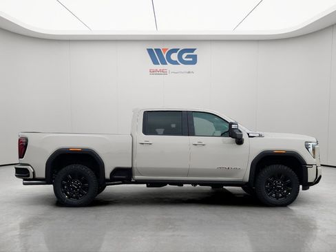 New 2026 GMC Sierra 2500 AT4 w/ AT4 Premium Plus Package AWD/4WD image 3