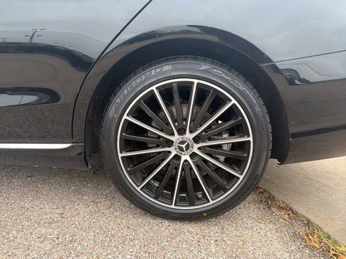 Used 2021 Mercedes-Benz C 300 Sedan image 28