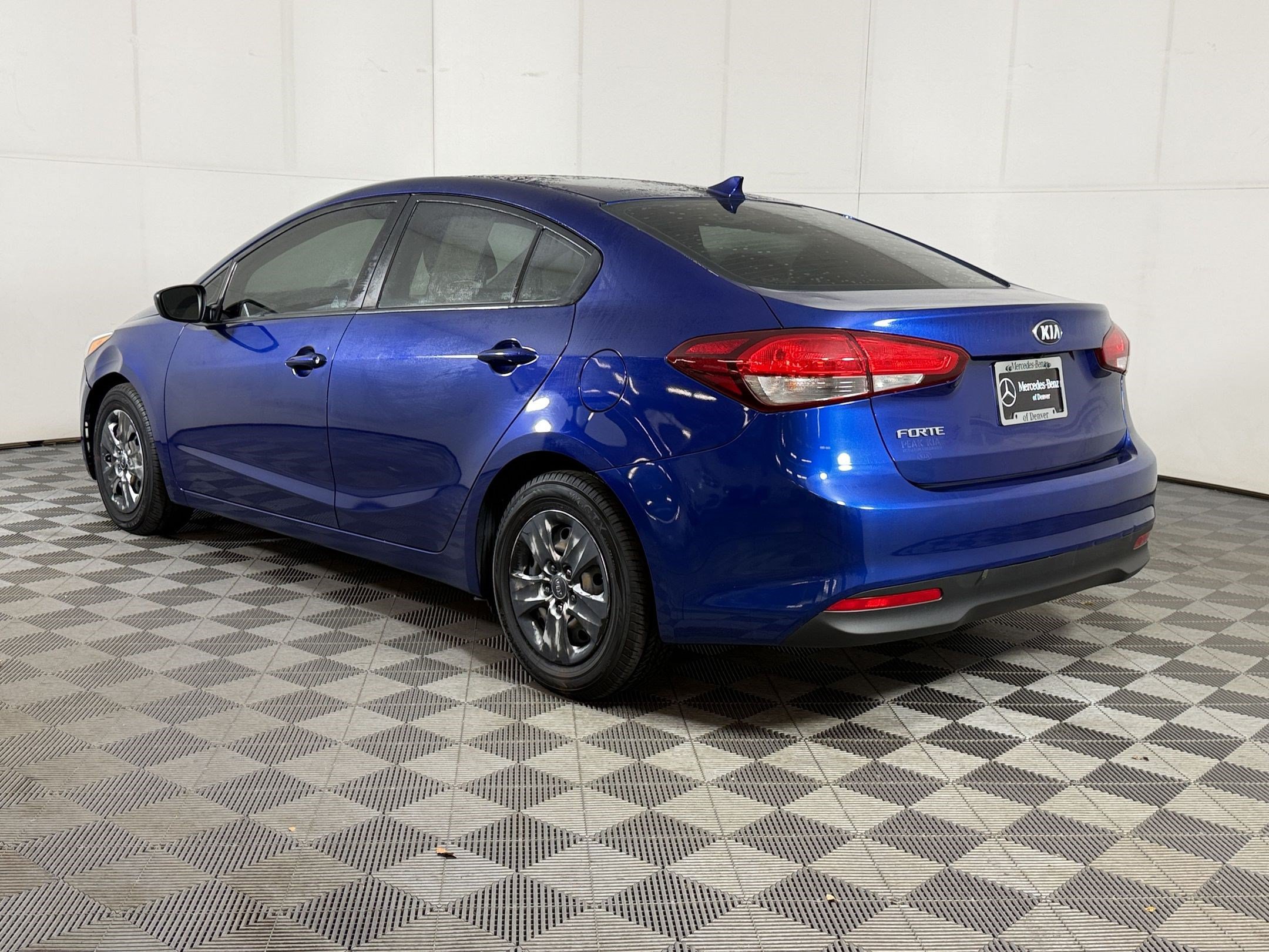 Used 2017 Kia Forte LX w/ LX Popular Package FWD image 3