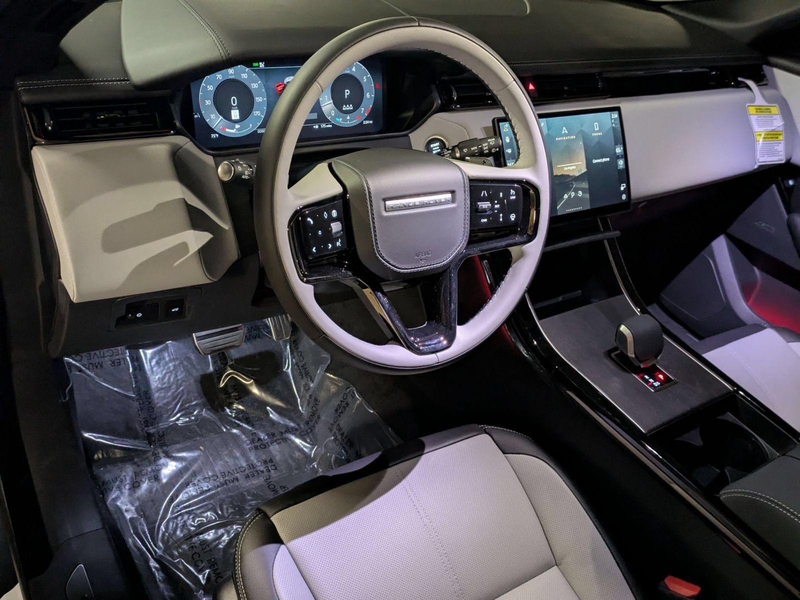 New 2026 Land Rover Range Rover Velar Belgravia AWD/4WD image 32