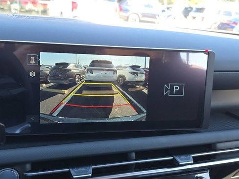 New 2026 Hyundai Tucson Blue SE image 13