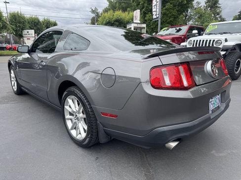 Used 2011 Ford Mustang Premium w/ 202A Rapid Spec Order Code RWD image 3