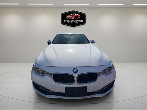 Used 2018 BMW 330i xDrive Sedan image 8