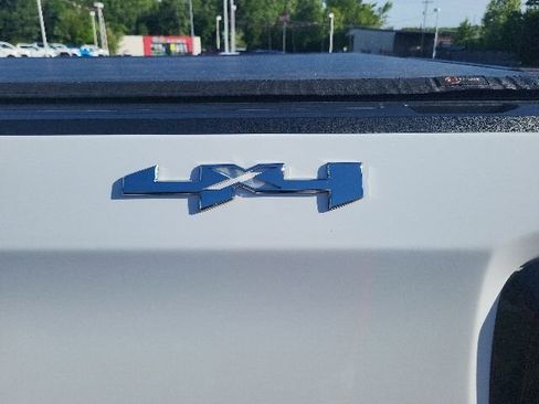 Used 2024 GMC Sierra 1500 Pro w/ Graphite Edition AWD/4WD image 13