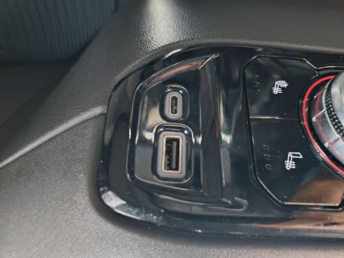 Used 2023 GMC Sierra 1500 Elevation w/ X31 Off-Road Package image 31