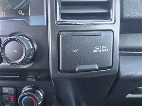 Used 2018 Ford F150 XLT w/ Equipment Group 302A Luxury image 21