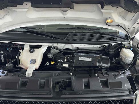 Used 2019 Chevrolet Express 3500 Extended w/ Driver Convenience Package image 13