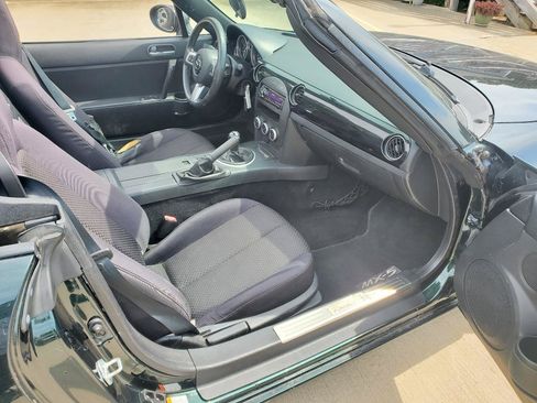 Used 2007 MAZDA MX-5 Miata Sport w/ Convenience Pkg RWD image 5