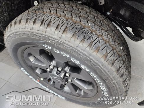 New 2026 RAM 2500 Big Horn AWD/4WD image 3