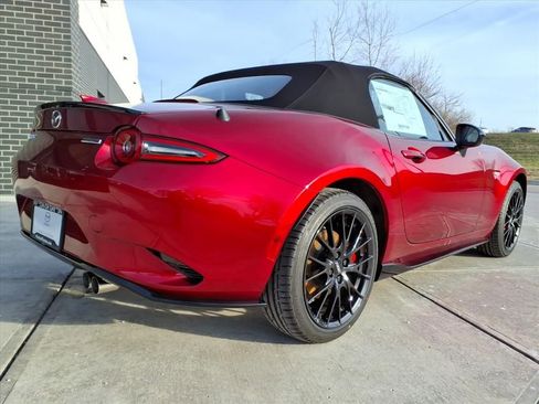 New 2025 MAZDA MX-5 Miata Club w/ Brembo/BBS Recaro Package image 7