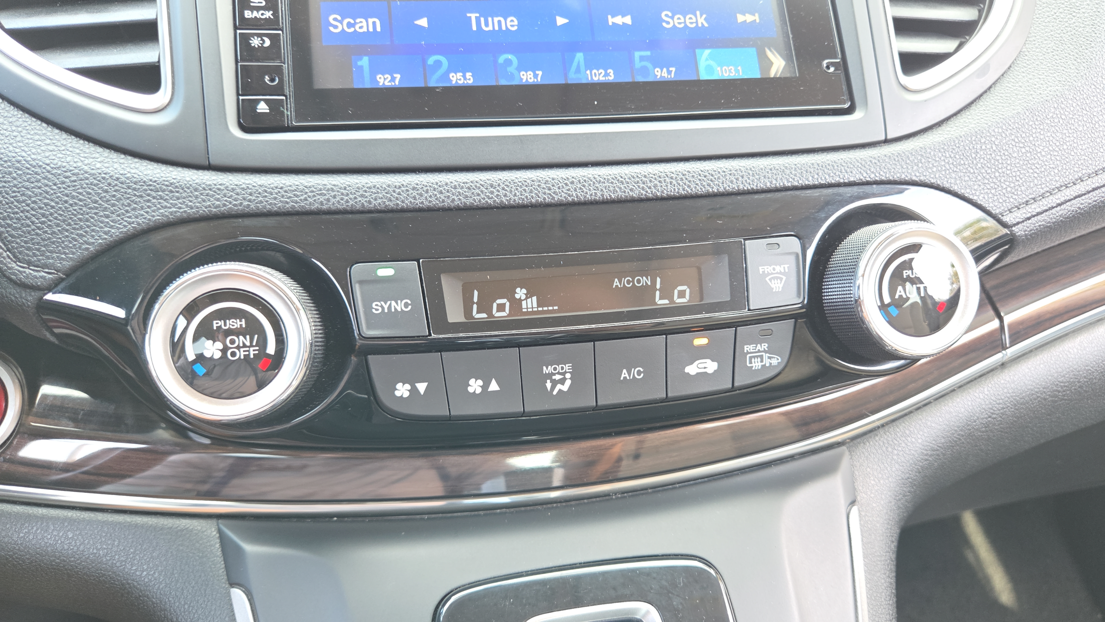 Used 2016 Honda CR-V EX-L image 30