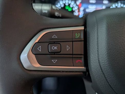 Used 2026 Jeep Compass Limited AWD/4WD image 17