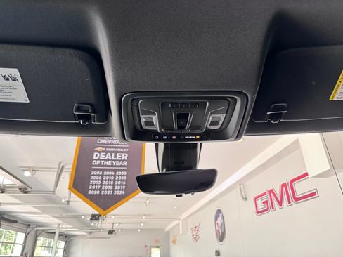Certified 2019 GMC Sierra 1500 AT4 w/ AT4 Premium Package AWD/4WD image 29