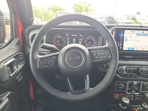 New 2025 Jeep Gladiator Willys image 9