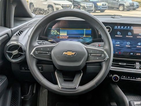 New 2026 Chevrolet Equinox EV LT image 10