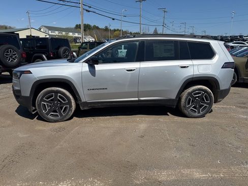 New 2026 Jeep Cherokee Limited AWD/4WD image 2