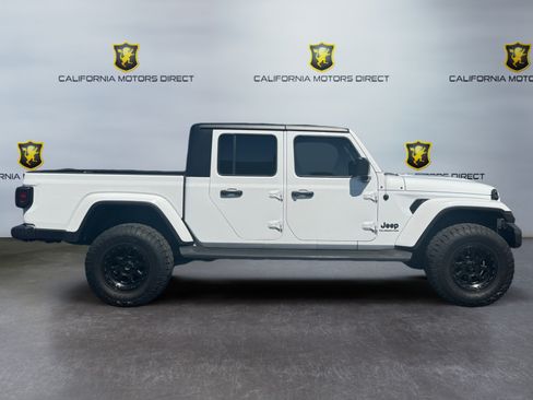 Used 2022 Jeep Gladiator Sport AWD/4WD image 6