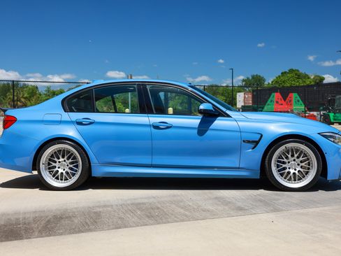 Used 2018 BMW M3 w/ Competition Package RWD image 17