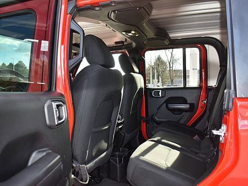 Used 2020 Jeep Gladiator Sport w/ Quick Order Package 24S image 15