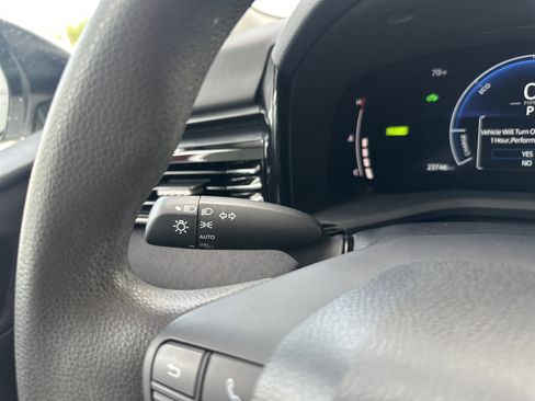 Certified 2025 Toyota Camry LE image 28