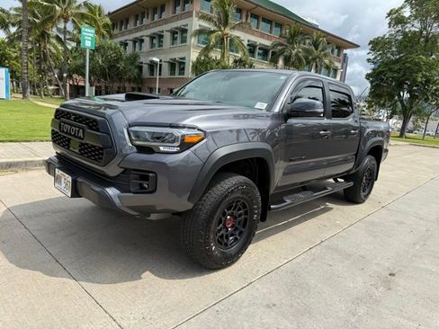 Used 2022 Toyota Tacoma TRD Pro AWD/4WD image 3