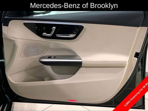 Certified 2025 Mercedes-Benz C 300 4MATIC Sedan image 24