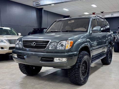 Used 1999 Lexus LX 470 4WD image 2