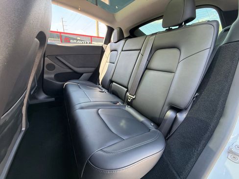 Used 2023 Tesla Model Y Long Range image 14