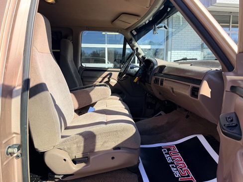 Used 1997 Ford F250 XLT image 25