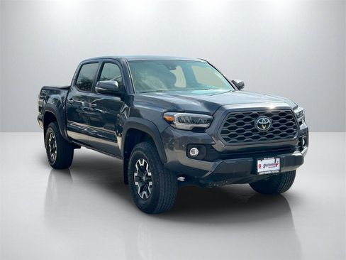 Used 2023 Toyota Tacoma TRD Off-Road w/ Black Out Package (TMS) image 3