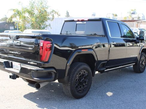Used 2026 GMC Sierra 2500 Denali Ultimate w/ Max Trailering Package AWD/4WD image 4