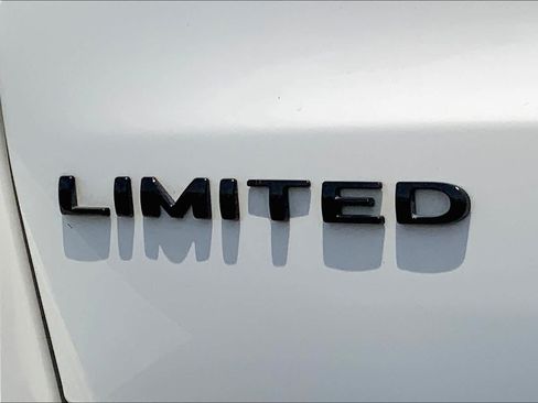 Certified 2022 Ford Expedition Limited RWD image 10