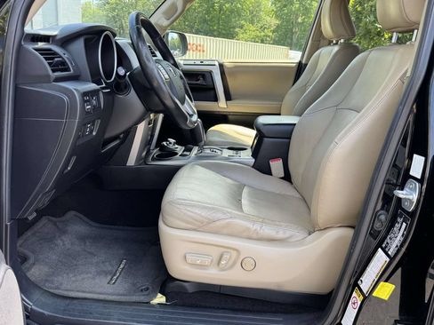 Used 2013 Toyota 4Runner Limited AWD/4WD image 20