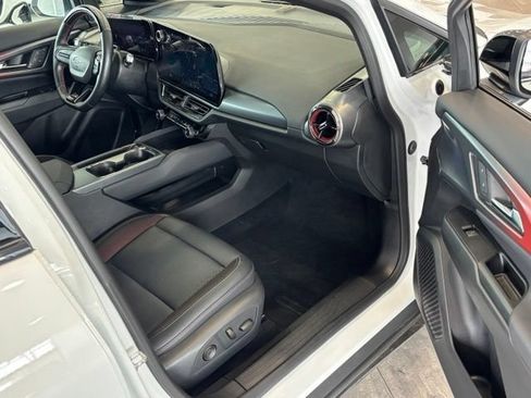Used 2024 Chevrolet Equinox EV RS w/ Active Safety Package 3 FWD image 38
