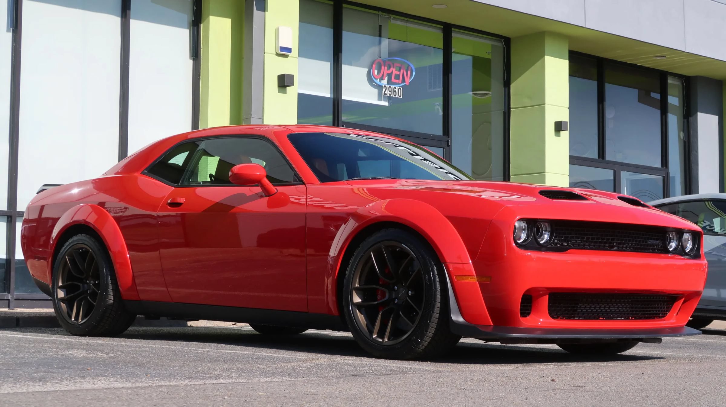 Used 2020 Dodge Challenger SRT Hellcat Redeye RWD image 6