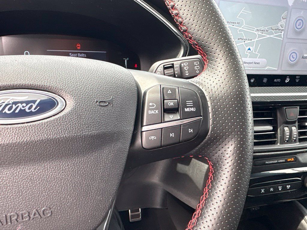 Used 2024 Ford Escape ST-Line w/ Tech Pack #1 FWD image 30