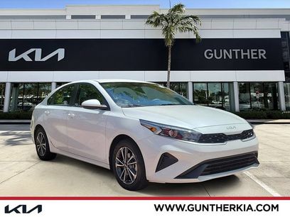 Certified 2023 Kia Forte LXS