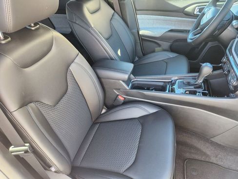 New 2026 Jeep Compass Latitude AWD/4WD image 96